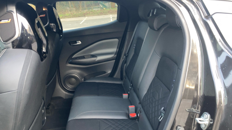 Nissan Juke 1.0 DiG-T Tekna 5dr DCT Petrol Hatchback